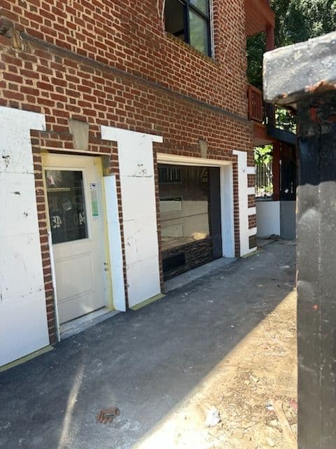Project Modern Garage Door Installation in the Heart of DC image